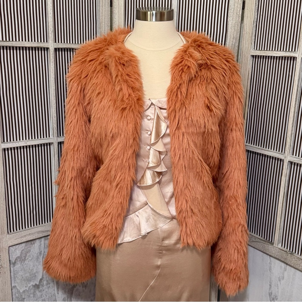 Women’s Cropped Faux Fur Jacket Coat with Side Pockets Plush Fluffy and Soft